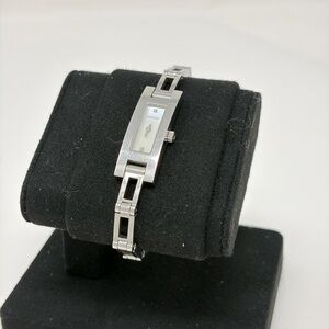 Gucci 3900L Ladies Watch Stainless Steel Swiss Made Bracelet Watch